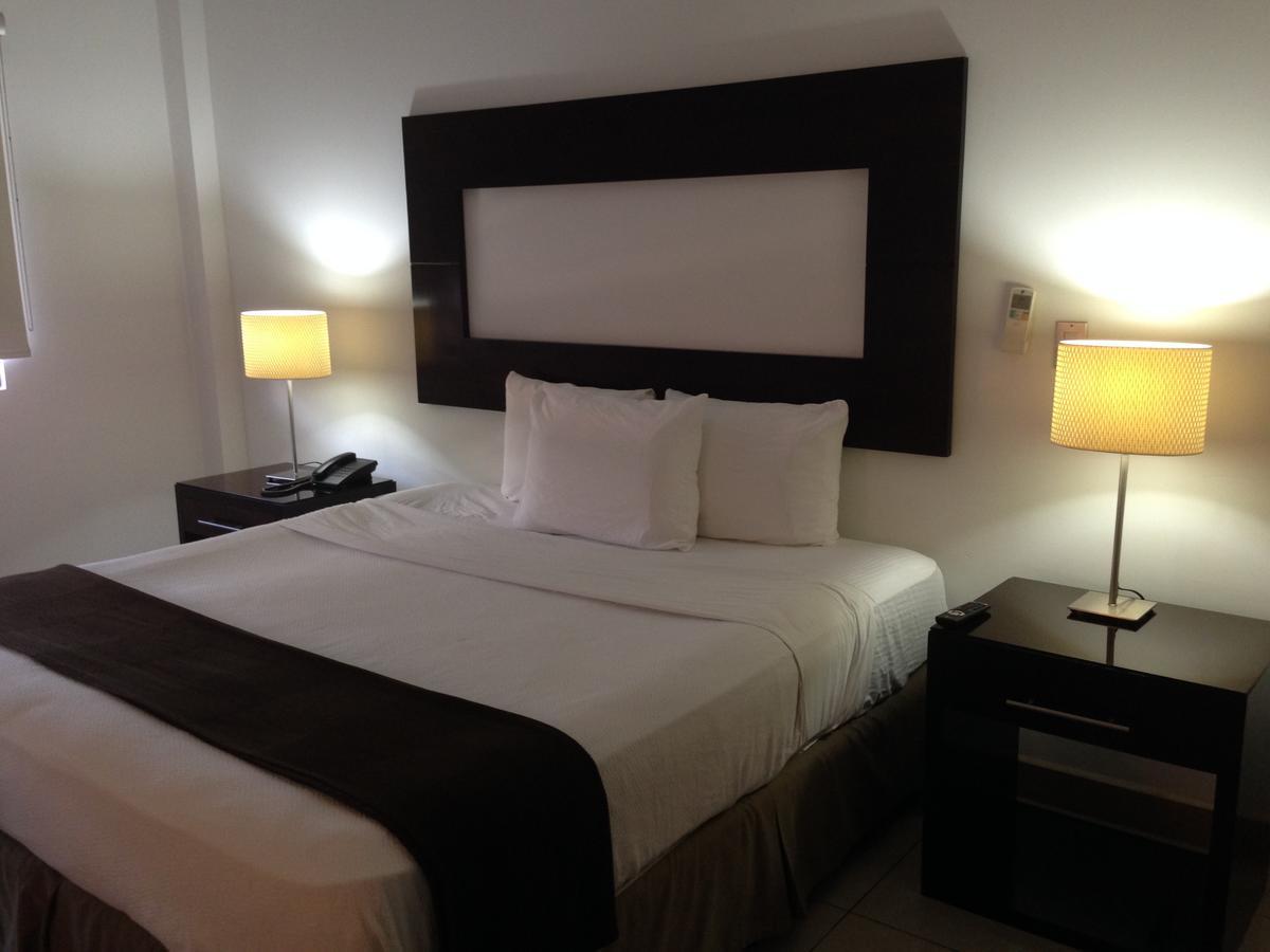 Hotel Brandts Ejecutivo Los Robles Managua Exterior photo