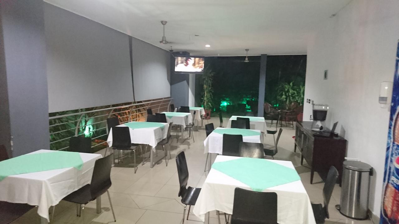 Hotel Brandts Ejecutivo Los Robles Managua Exterior photo
